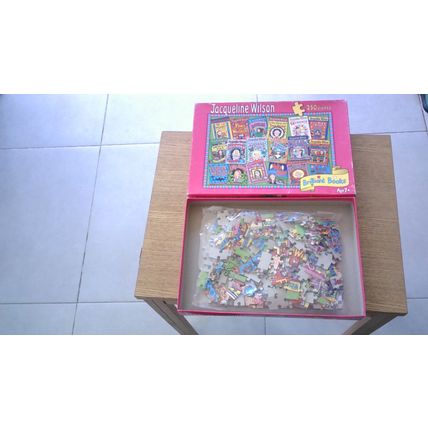 JACQUELINE WILSON: BRILLIANT BOOKS Jigsaw Puzzle (250 Piece) 2015