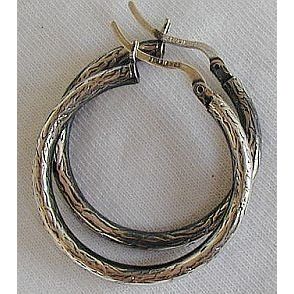 Engraved hoops earrings