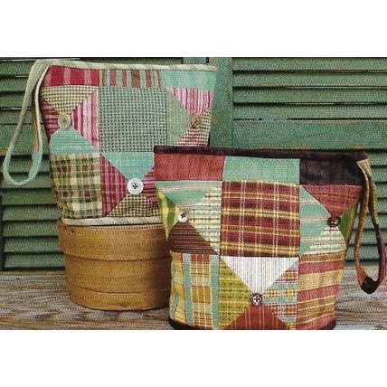 Little Scraps from This & That #032 Button Bag Quilt Instructions& Pattern ©2006