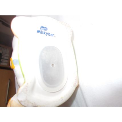 HIPPO NESTLES MILKY BAR MONEY BOX (01/02) # # #