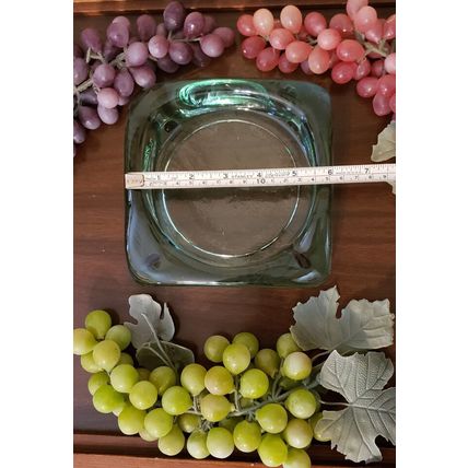 RETRO MCM VTG THICK GREEN GLASS SQUARE ASHTRAY W/ ROUNDED CORNERS OR SNACK DISH