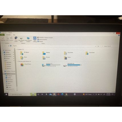 HP Pavilion x360 Convertible Laptop Excellent Condition w/Carrying Case College