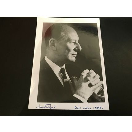 John Gielgud Autograph Hand Signed PHOTOGRAPH 18cm x 13cm Read
