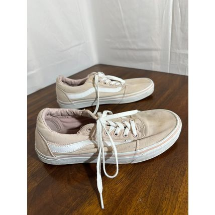Vans Women’s Shoes – Size 10M – Classic & Stylish