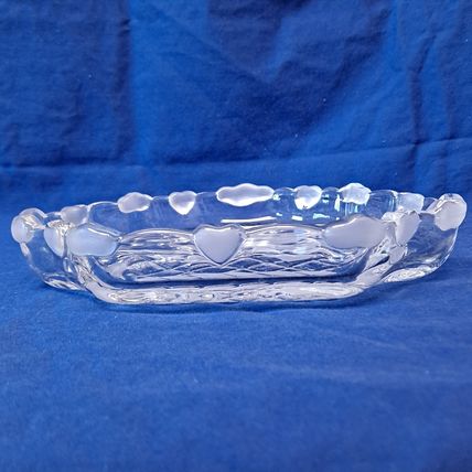 Mikasa POINSETTIA BASKET Open Candy DISH Christmas Plate Frosted Nut Bowl Sweet