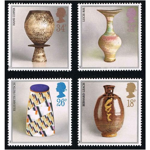 Great Britain 1987 Studio Pottery Unmounted Mint SG 1371-1374 Sc 1192-1195 stamp