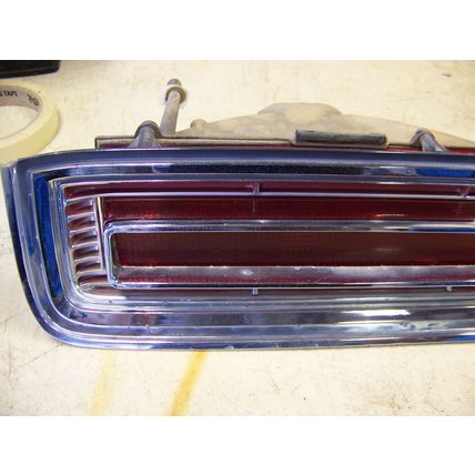 1969 CHRYSLER NEW YORKER DS LH TAILLIGHT LENS & HOUSING COMPLETE OEM