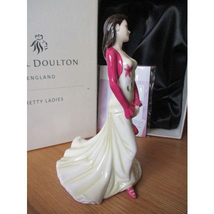 Royal Doulton Loving Thoughts Pretty Ladies Figurine HN5104 BNIB