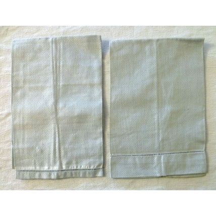 SET OF 4 PALE GREEN VINTAGE LINEN HEMSTITCHED HAND or TEA or DISH TOWELS