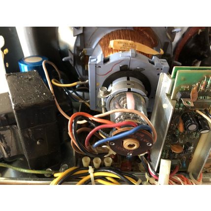 MOTOROLA DS3000-165 12" CRT MONITOR,7c 25974 ,115/230VAC,EIA 185,903PAMGRS,CF