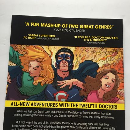 2017 Titan Comics Doctor Who Twelth Doctor Ghost Stories Graphic Novel
