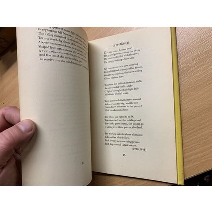 1949 1ST EDITION STEPHEN SPENDER "THE EDGE OF BEING" POETRY HARDBACK BOOK (P3)