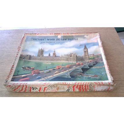 HOUSES OF PARLIAMENT Wooden Jig Saw Puzzle (125 Pieces - 6 MISSING) VICTORY