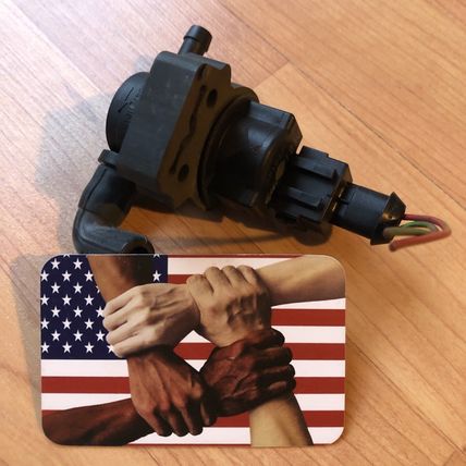 Mercedes W211 W220 W203 W209 Vapor Emission Purge Valve 0004701593 + Pigtail