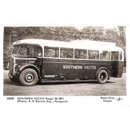 Pamlin Prints - Monochrome Postcard of Southern Vectis Omnibus Co. Ltd.- DL 7811