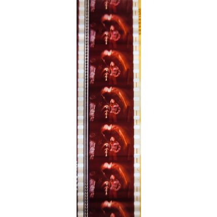 Pk DAU - A - MIX - B 045s. 1 STRIP OF 5 - 35MM FILM CELLS. (BB )
