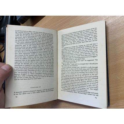 1954 1ST EDITION "MALICE DOMESTIC" PAUL CAPON FICTION HARDBACK BOOK (P3)