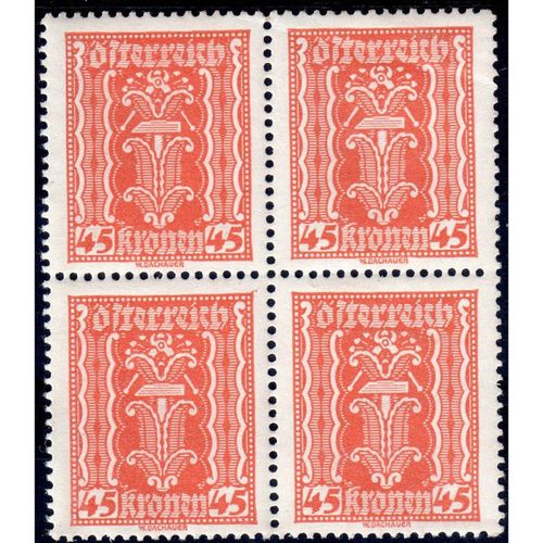 1922 AUSTRIA Sg474 45k RED UN MOUNTED MINT BLOCK OF 4 (BD35)