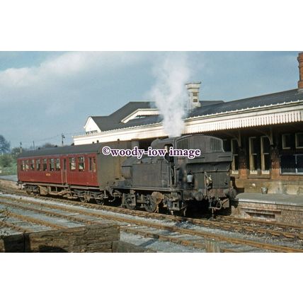 pu2469 - Oxfordshire - Engine No.1435 at Radley Station - print 6x4