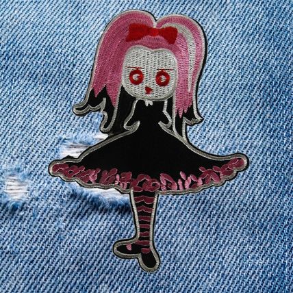 Goth Girl Iron On Patch Quality 14cm x 11cm Rock Gothic Punk Badge Motif P315
