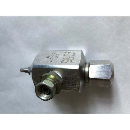 GRACO 222-200 L06D BACK PRESSURE VALVE 5000psi,GRACO 222-200 ,SS