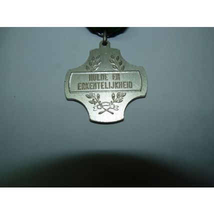 Vintage Belgian Medal ACV Hulde En Erkentelijkheid, Scalloped Cross Shaped 4.1cm
