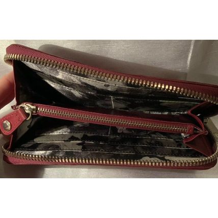 Beautiful Magenta Leather Ted Baker Clutch Women’s Wallet