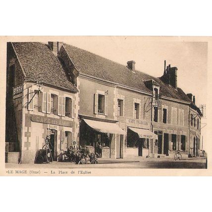 61 - Le Mage - la place de l'Eglise