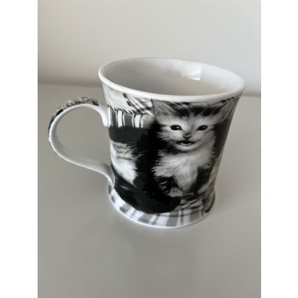 OSCAR & BROMLEY CATS MUG