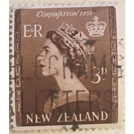 New Zealand 1953 QEII Coronation 3d Brown Used SG 715 stamp Queen Elizabeth II