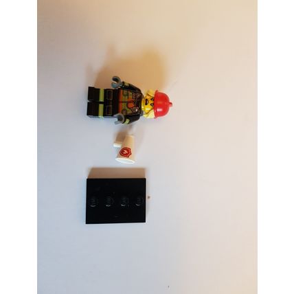 LEGO Minifigure Series 19 - Fire Fighter