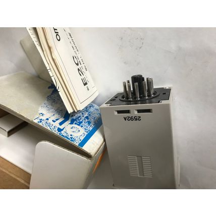 NEW OMRON E2C-AK4A PROXIMITY SWITCH AMPLIFIER (AC),E2CAK4A,SC