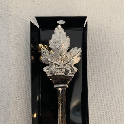 Souvenir Spoon Whitehorse Yukon Canada Gold Plated Moose Maple Leaf Etched Bowl