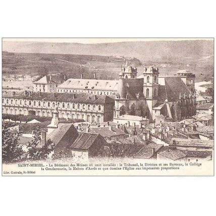 55 - Saint-Mihiel - le bâtiment des moines