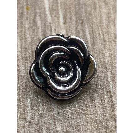 12.5mm Black And Silver Rose Flower Shank Buttons Plastic Cardigans Knitting