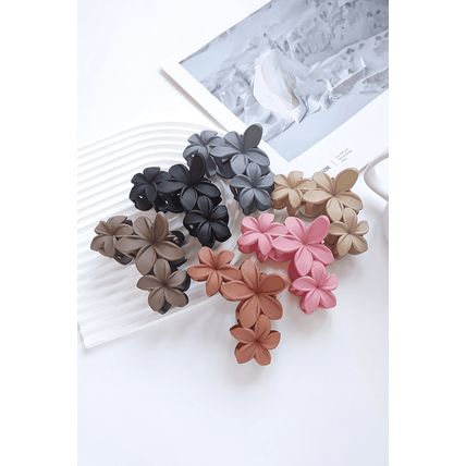Beige 3D Flower Plastic Resin Hair Claw (Slight Color Variations)