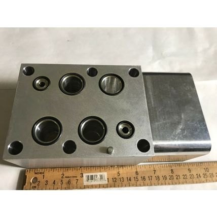 NEW SUN HYDRAULICS HBB 0D60-A2 ALUMINUM VALVE MANIFOLD BLOCK 0D60-A2,OD6O-A2,SK