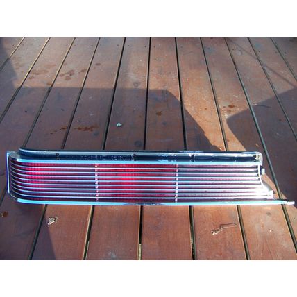 1968 CHRYSLER IMPERIAL DS TAIL LIGHT HOUSING & LENS 67 LEBARON CROWN COUPE