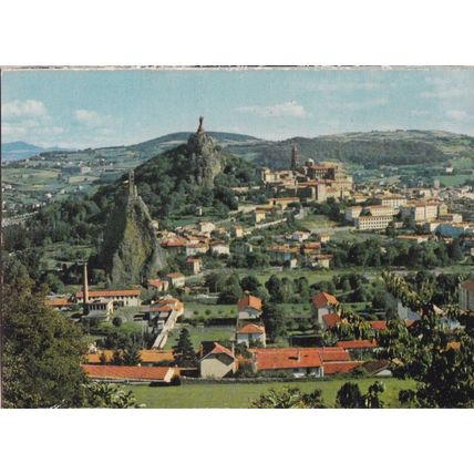 Le Puy France Picture card 10.5 x 7.5cm VGC
