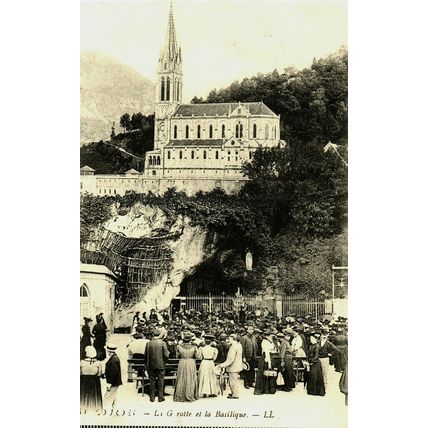 Lourdes, Le Grotte et la Basilique, LL Postcard, 1920s
