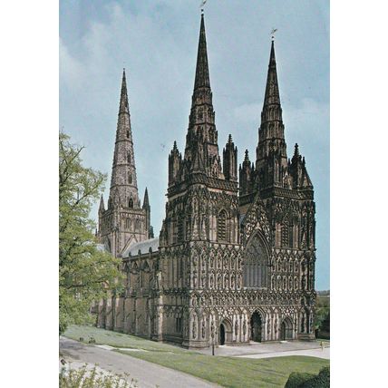 Colour Postcard - Lichfield Cathedral, Staffordshire