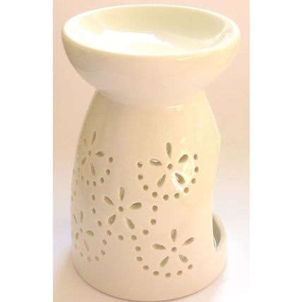 Cream Ceramic Oil Burner with Filagree Pattern 14 CM