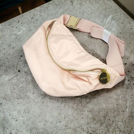 Mary Kay Pink Fanny Pack - Belt Bag - New and Unused. - Rare!