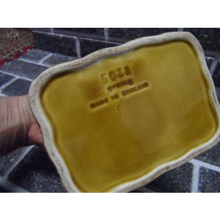 Vintage Sylvac Tea Bag / Tea Caddy Ceramic 1960's Wicker Basket Style