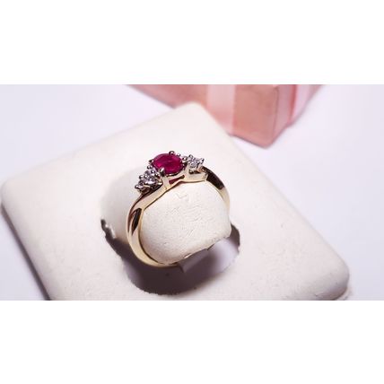 Estate .70ctw Oval Ruby & Rd White Sapphire Infinity Sides 14Kt Y/Gold Ring20994