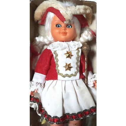 WORLD DOLL ** AMERICAN TRADITIONAL OUTFIT - RED and WHITE + MACE 18 cm - GOOD