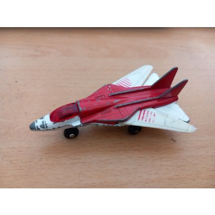 Matchbox Superfast No 27 Swing Wing Amber Cockpit Glass Jet Plane Model Diecast