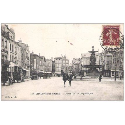 51 - CHALON SUR MARNE - place de la république