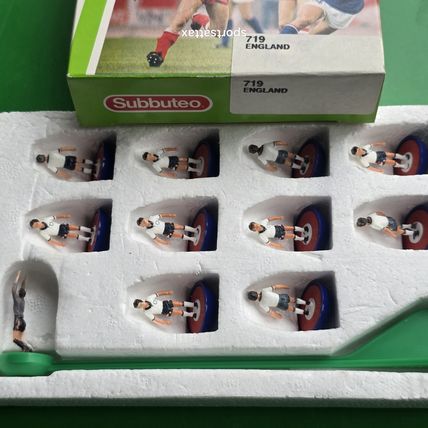 Subbuteo LW Team ENGLAND #719 Correct Label Box