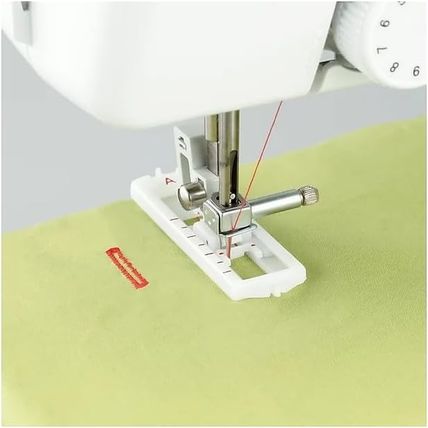 Brother SM1704 Sewing Machine, 7.6" X 17.25" X 13.8", White